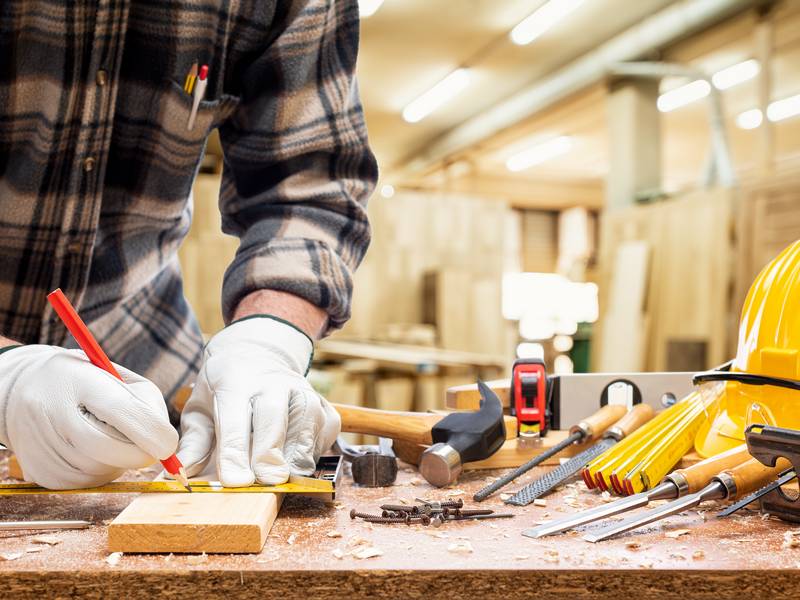 What Are the Key Reasons I Should Hire Commercial Carpentry Experts?