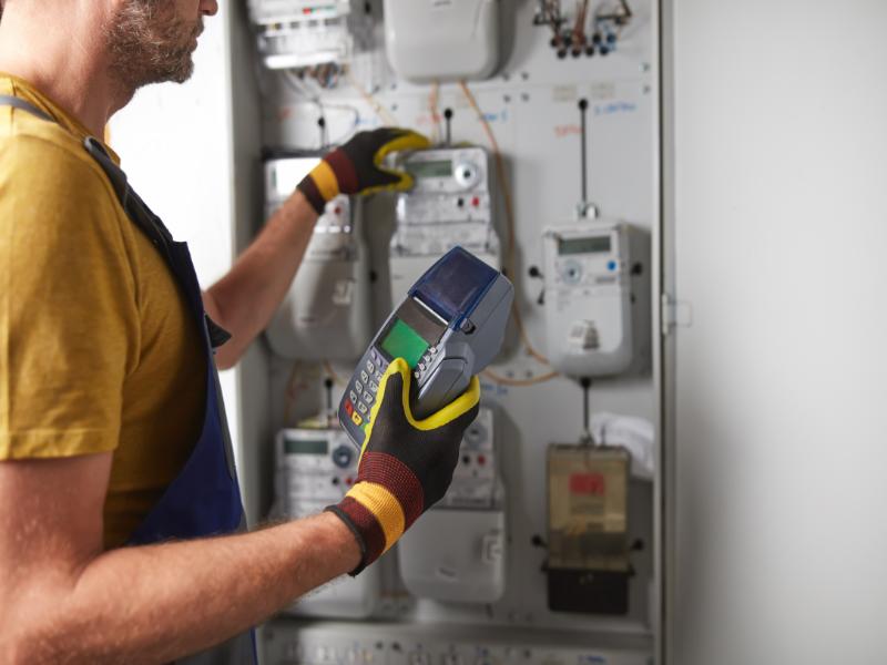 Who's the Best Commercial Electrician for My Business?