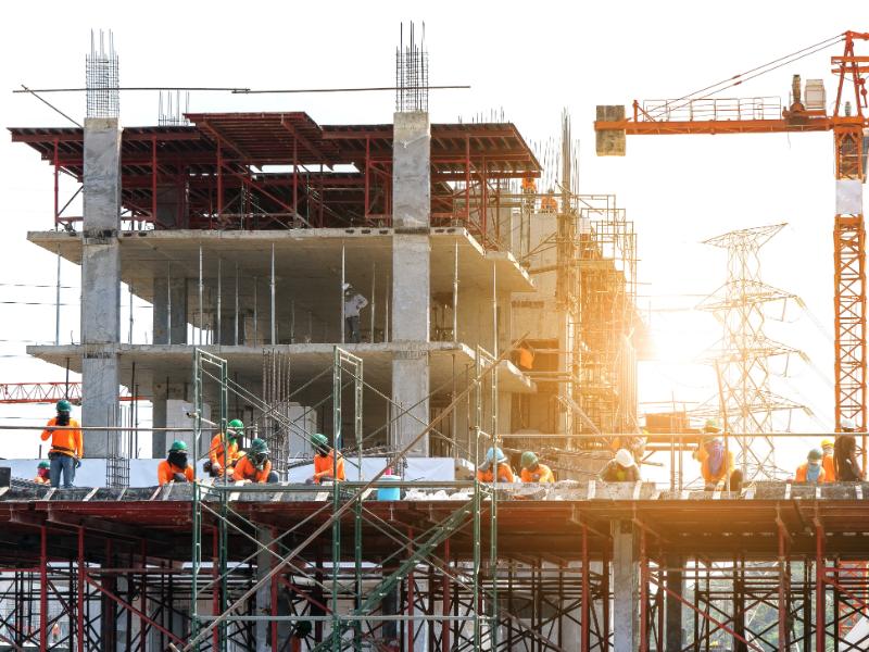 Navigating the Complexities of Build-Outs with Expert Commercial Builders